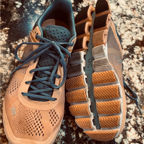 On Cloud Running womens Orange Athletic Shoes - Picture 7 of 9